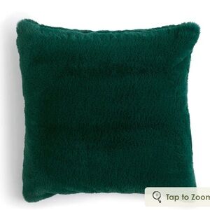 Vera Bradley Faux Fur Throw Pillow in Sea Moss NWT